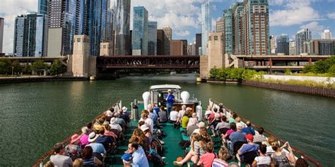 Best Tour: Discover the Charms of Chicago