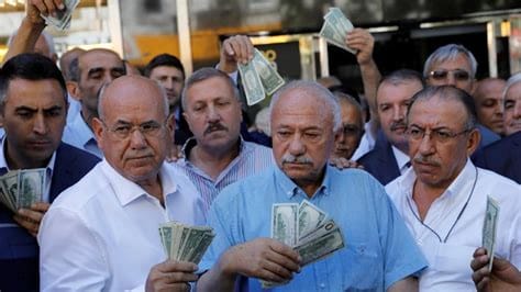 Can I use US dollars in Turkey?