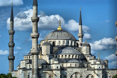 Can non Muslims visit the Blue Mosque?