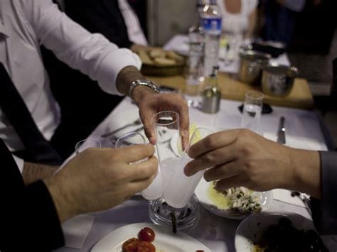 Do they serve alcohol in Istanbul?