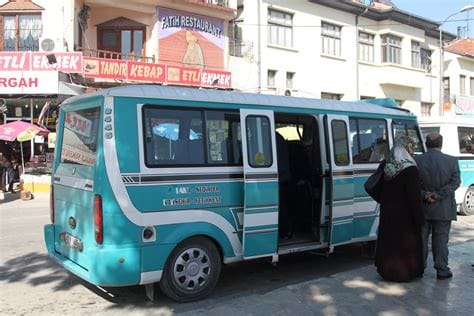 How do you pay for buses in Turkey?