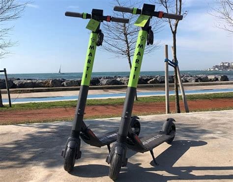 How much does it cost to rent a scooter in Istanbul?
