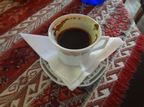 How much is a cup of coffee in Istanbul?