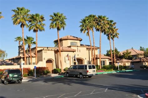 Phoenix Travel Guide: Discover the Desert Paradise