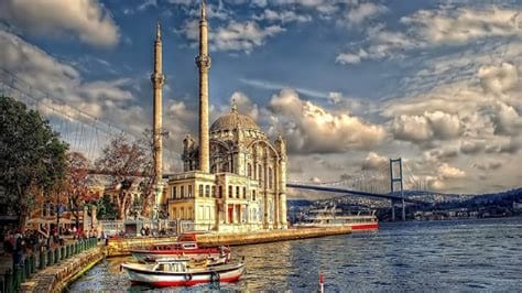 What is the most beautiful area of Istanbul?