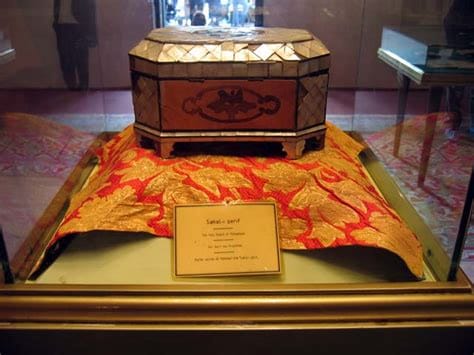Which museum in Turkey has Prophet Muhammad items?
