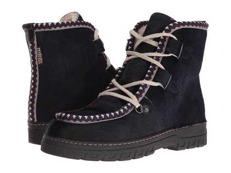 Do you need boots for Chicago winter?