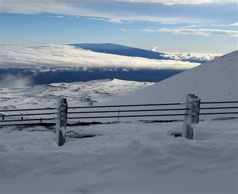 Does it ever snow in Hawaii?