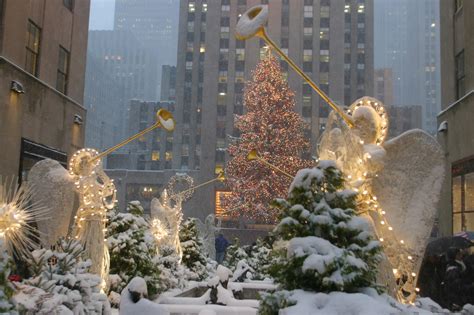 Does it snow in New York at Christmas?