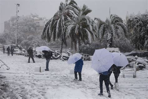Has it ever snowed in Florida?