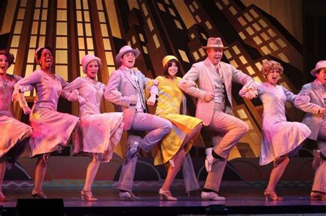 How early do you need to arrive for a Broadway show?