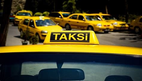 How much is a taxi from Istanbul airport to Istanbul?