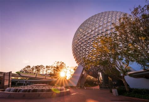 Is EPCOT better in morning or afternoon?