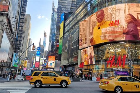Is it a good idea to stay in Times Square?