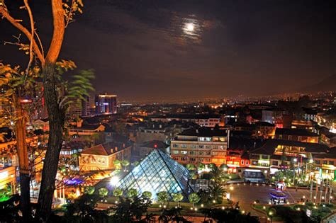 Is it safe to go out at night in Turkey?