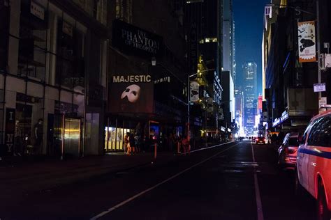 What are the dark days on Broadway?