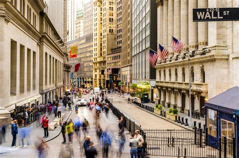What is the most fashionable street in New York?