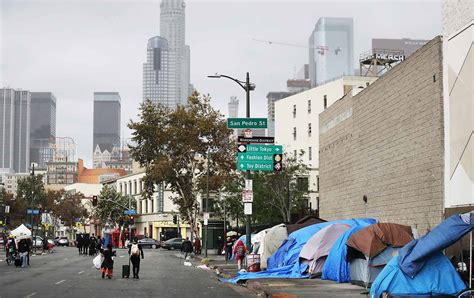 What is the poorest neighborhood in Los Angeles?
