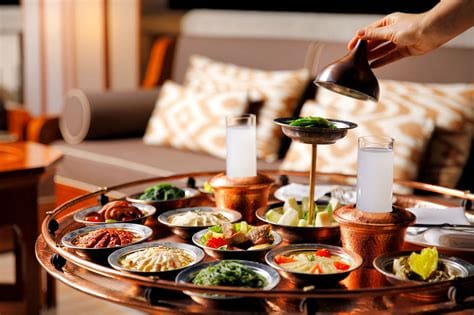 What is Turkish food etiquette?