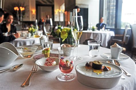 What time is dinner in New York?