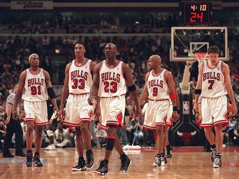 What was Jordan's salary on the Bulls?