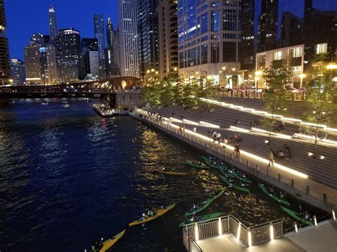 Where can I enter the Chicago Riverwalk?