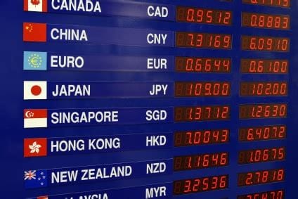 Where is the best place to exchange currency in Istanbul?