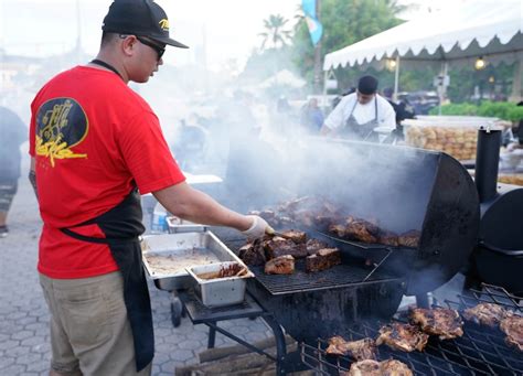 Who has worlds best BBQ?