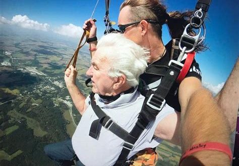Can an 80 year old skydive?