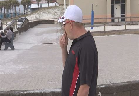 Can you smoke on private beaches in Florida?