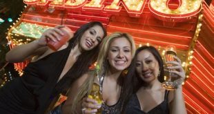 Can You Walk Around Fremont Street With Alcohol?