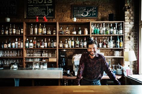 Do bar owners make a lot of money?