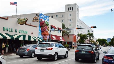 Is Calle Ocho safe for tourists?