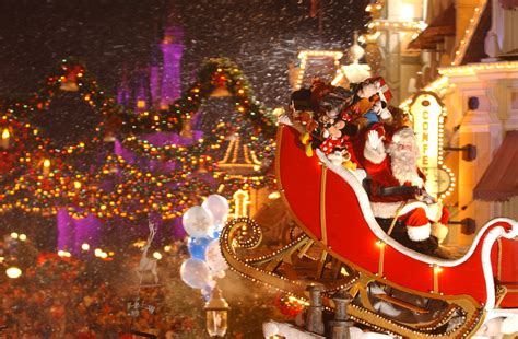 Is Disney cheaper at Christmas?