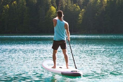 Is paddle boarding bad for knees?