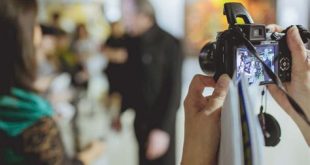 What do tour photographers do?
