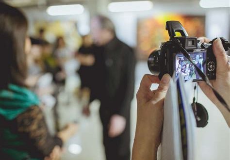 What do tour photographers do?