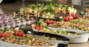 What Is The Cheapest Way To Feed A Large Group Of People?