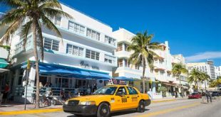 What is the easiest way to get around Miami?