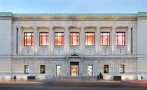 What is the oldest museum in us?