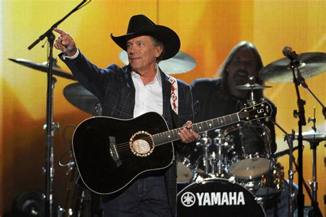 What Time Does George Strait Go On Stage In Las Vegas?